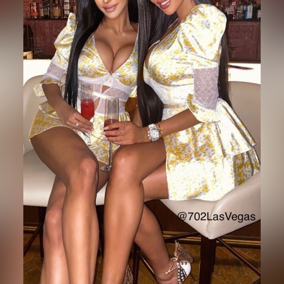 For Love And Lemons Dresses & Skirts - For Love and Lemons robe dress